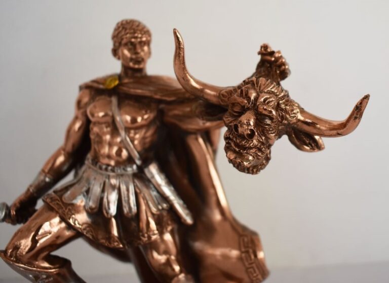 Teseo, el Rey de Atenas: Un Héroe Legendario y Fundador de una Ciudad